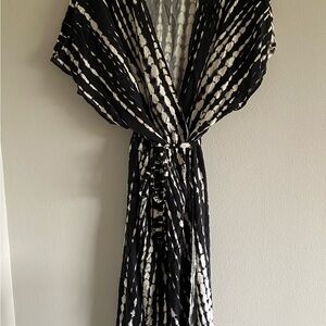 Black and White Tie-Dye Kimono